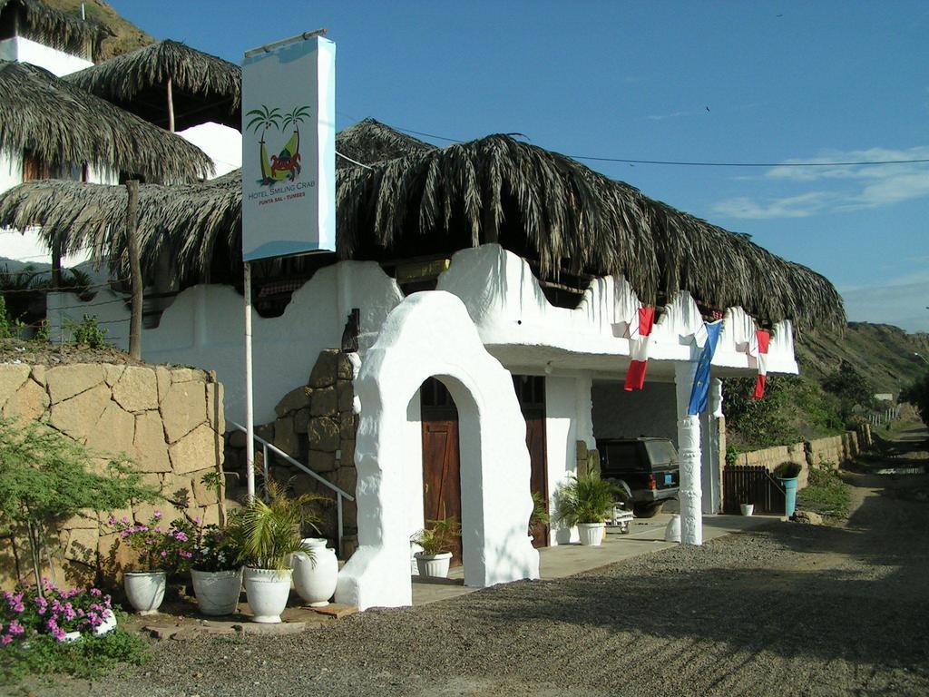 Hotel Smiling Crab Canoas de Punta Sal Luaran gambar