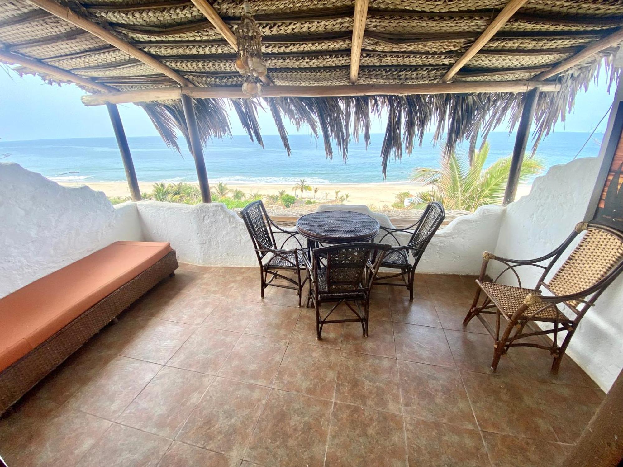 Hotel Smiling Crab Canoas de Punta Sal Luaran gambar