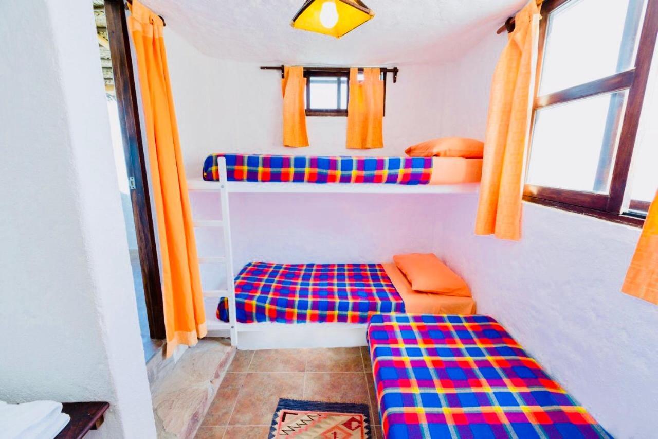 Hotel Smiling Crab Canoas de Punta Sal Luaran gambar