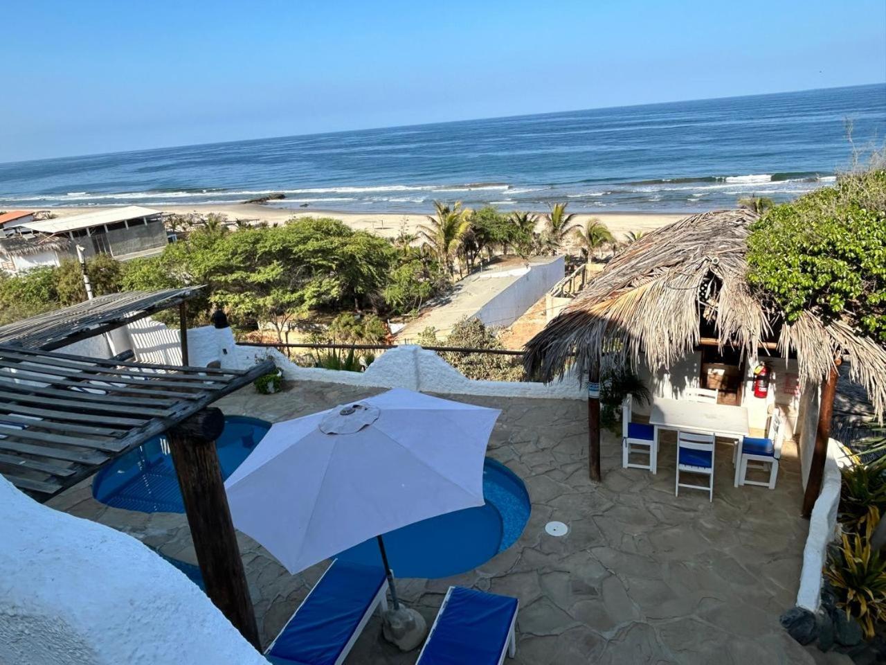 Hotel Smiling Crab Canoas de Punta Sal Luaran gambar